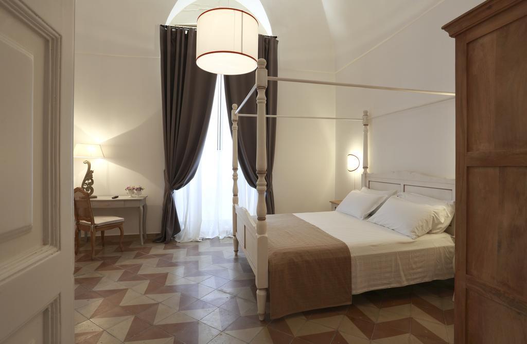 Santa Marta Suites & Apartments Lecce Bilik gambar